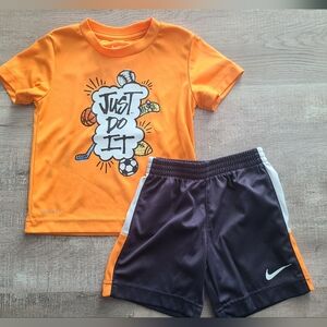 Nike Toddler Boys Blocked T-shirt and Shorts Set